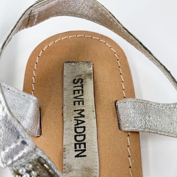Steve Madden Women's Silver Rhinestone P-Apache Sandals Size 8.5 - Picture 4 of 7